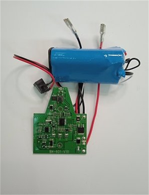 Akumulátor a elektronika VP4351