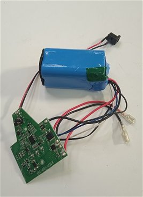 Akumulátor a elektronika VP4352