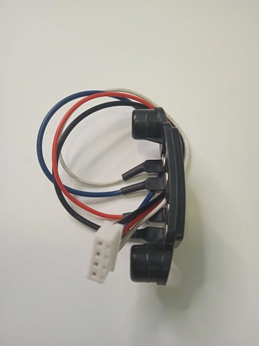 Nabíjecí kontakty s kabely VP4220